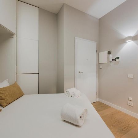 Sweett- Duomo Apartment Milan Luaran gambar