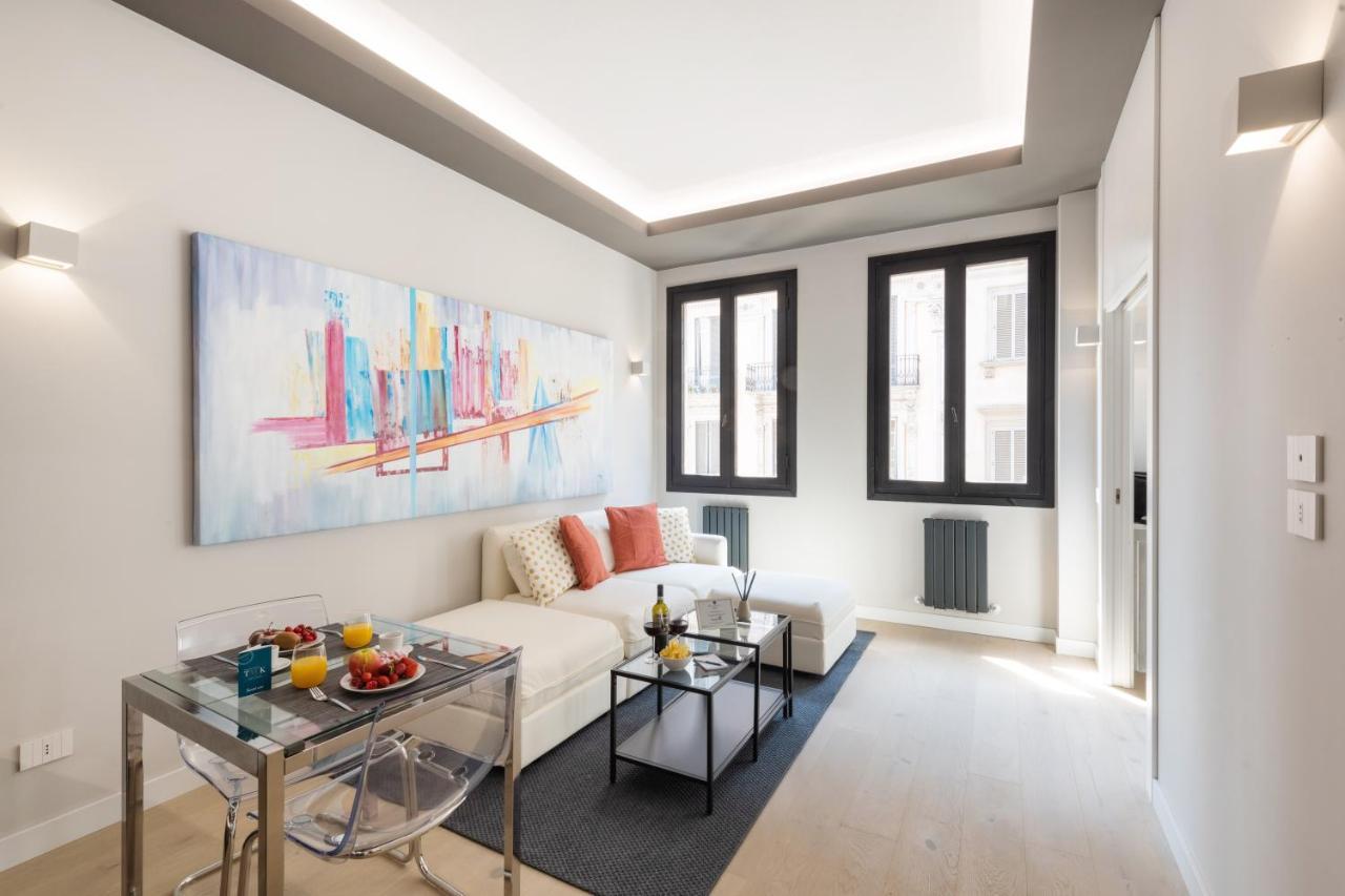 Sweett- Duomo Apartment Milan Luaran gambar
