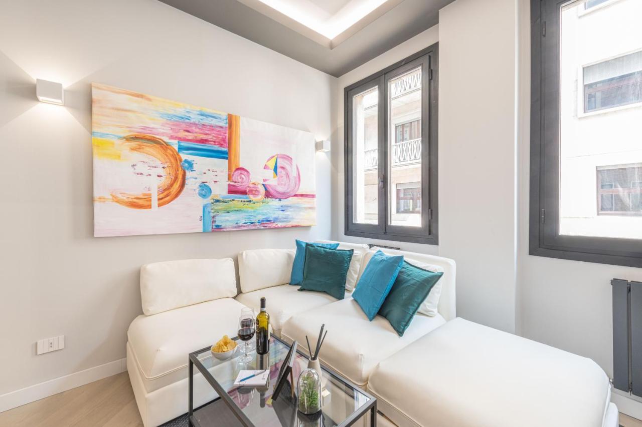 Sweett- Duomo Apartment Milan Luaran gambar