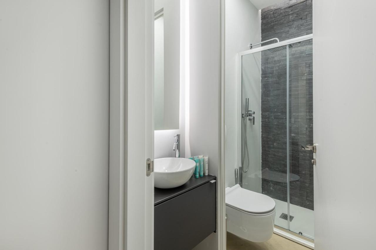 Sweett- Duomo Apartment Milan Luaran gambar