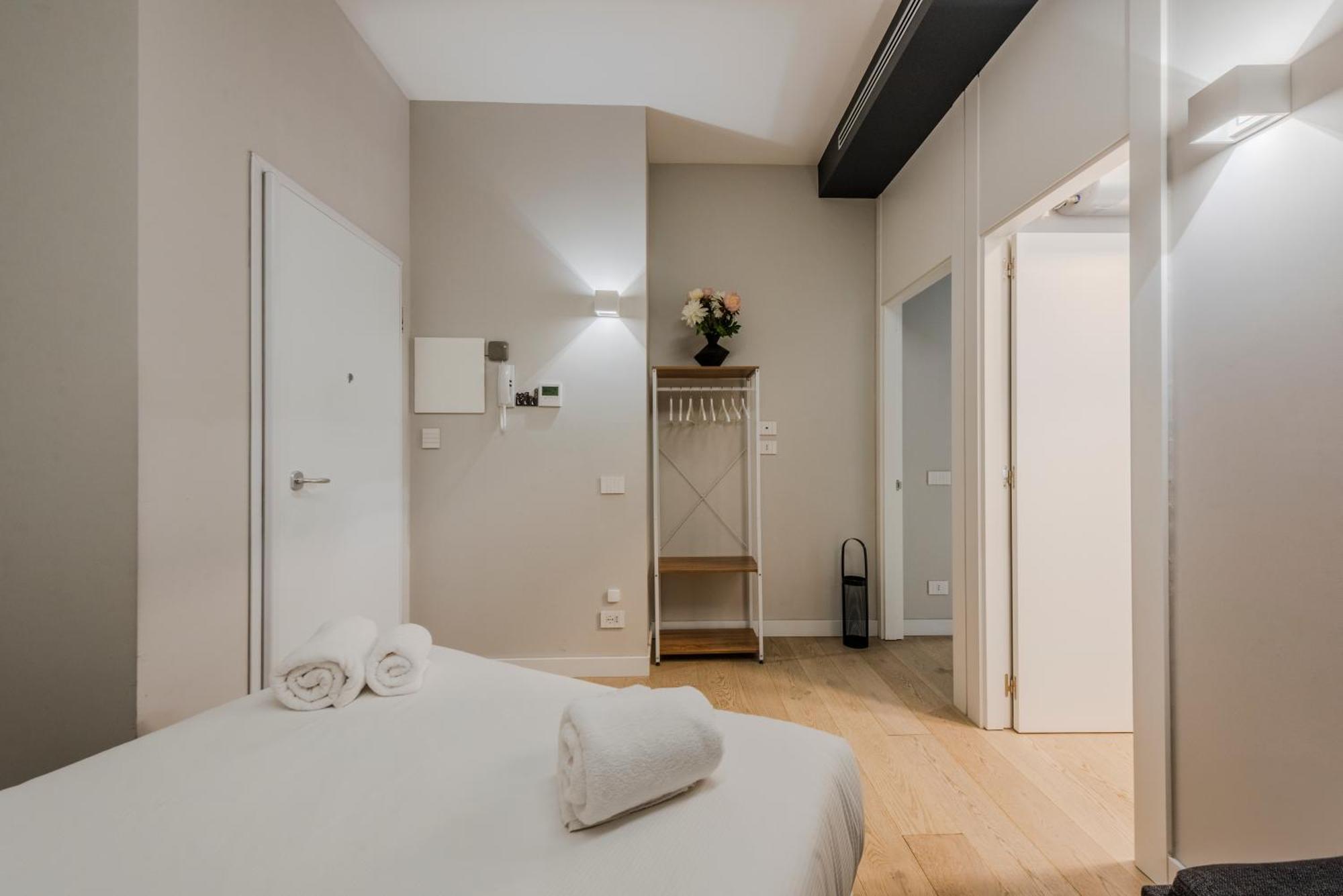 Sweett- Duomo Apartment Milan Luaran gambar